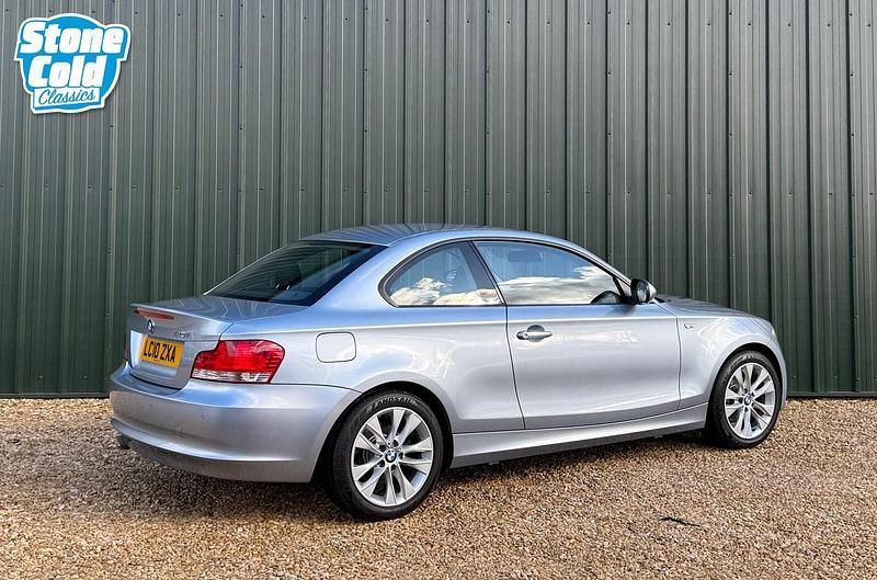 Used BMW 120 Coupé 2010 Blue Coupe