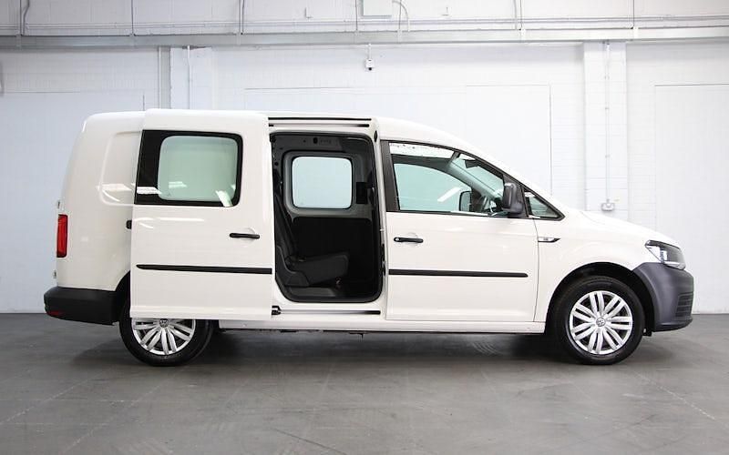 Usado VW Caddy Maxi 102 HP (75 kW) 2020 Branco Monovolume