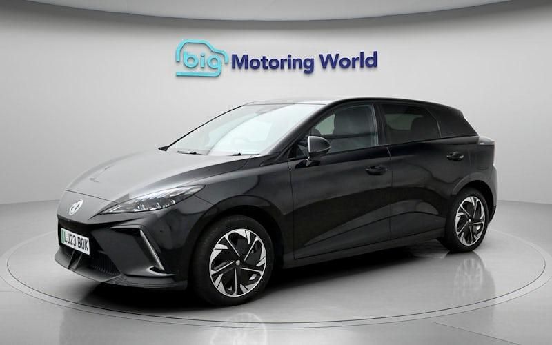 Used MG MG4 EV Trophy 150 kW (204 HP) 2025 Hatchback