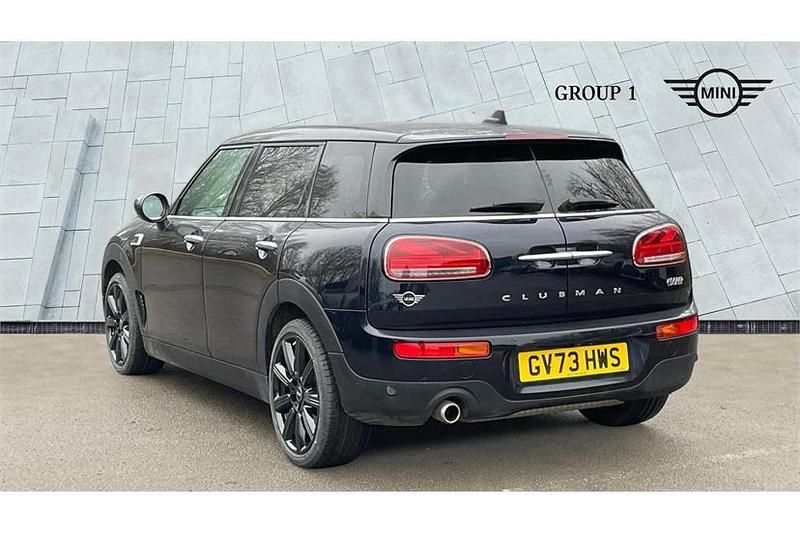 Used Mini Cooper Clubman Exclusive 136 HP (100 kW) 2023 Black Estate