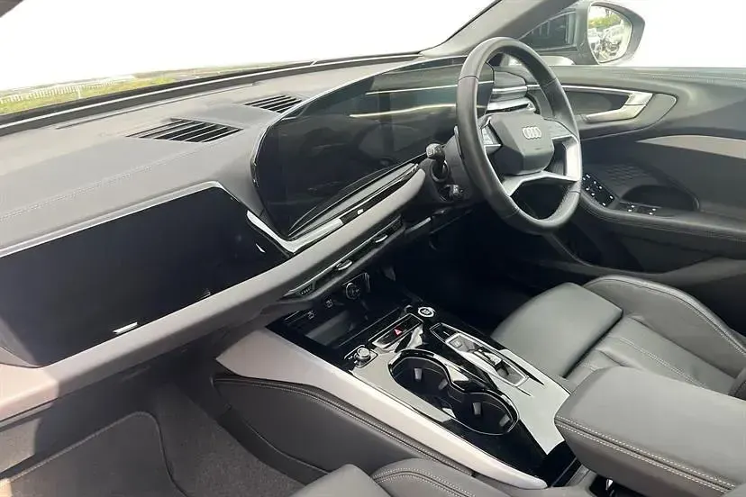 Begagnad Audi A5 Sport 150 HK (110 kW) 2025 Svart Sedan