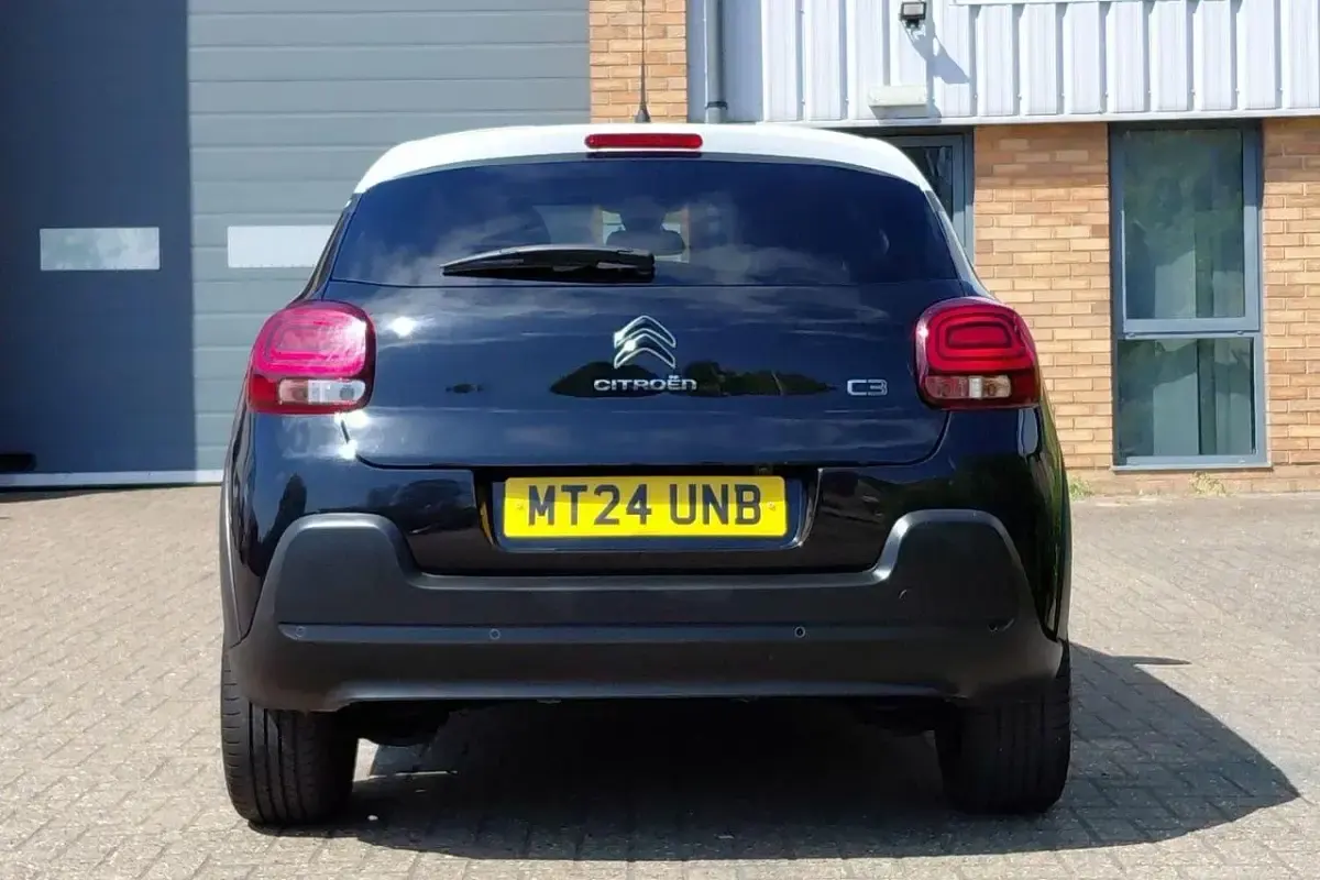 Used Citroën C3 PureTech 82 HP (60 kW) 2024 Black Hatchback