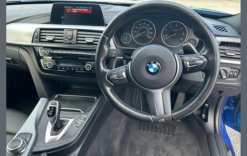 Used BMW 320 M Sport 187 HP (137 kW) 2019 Blue Estate