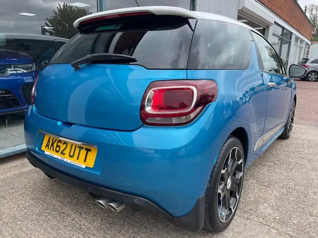 Used Citroën DS3 110 HP (80 kW) 2012 Blue Hatchback