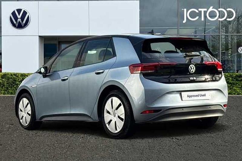 Used VW ID.3 Pro Performance 150 kW (204 HP) 2023 Blue Hatchback