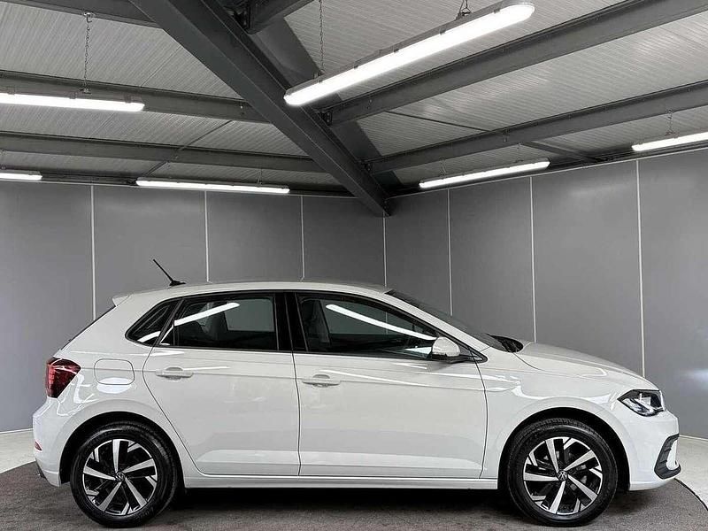 Used VW Polo Life 95 HP (69 kW) 2024 Grey Hatchback
