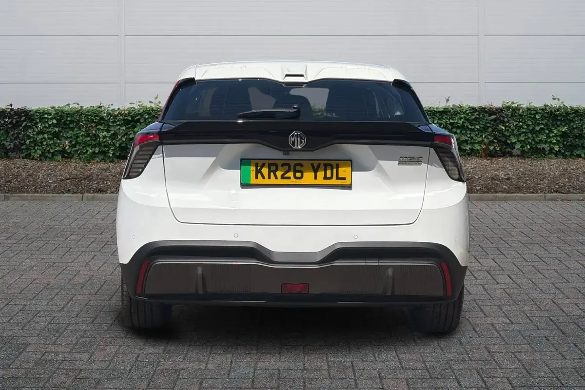 New MG MG4 EV SE 150 kW (204 HP) 2026 Solid  arctic white Hatchback