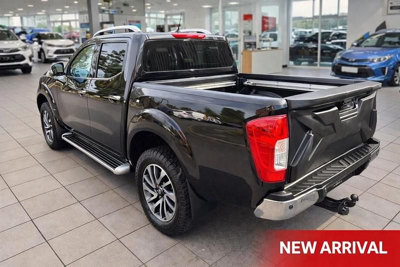 Used Nissan Navara Tekna 2017 Black Pickup