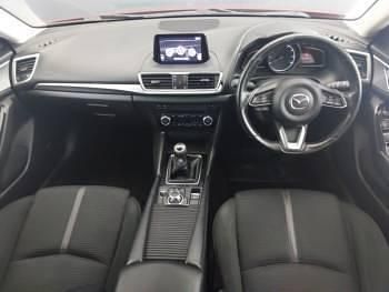 Used Mazda 3 Inclusive 120 HP (88 kW) 2018 Red Hatchback