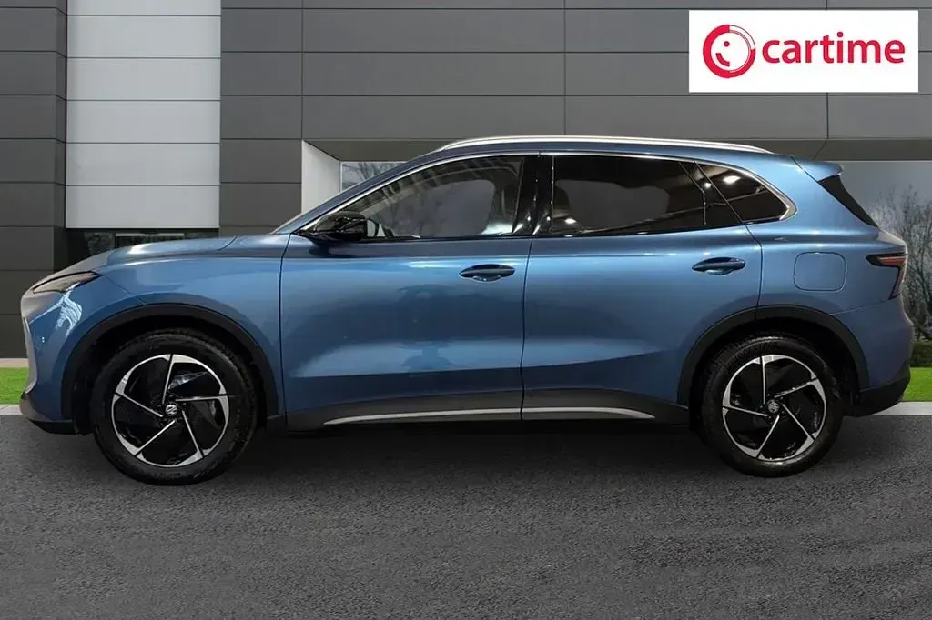 Used MG MG5 EV Trophy 63 kW (87 HP) 2025 Blue Estate
