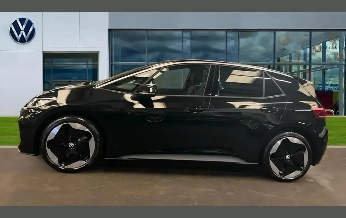 New VW ID.3 Pro 147 kW (200 HP) 2026 Black Hatchback