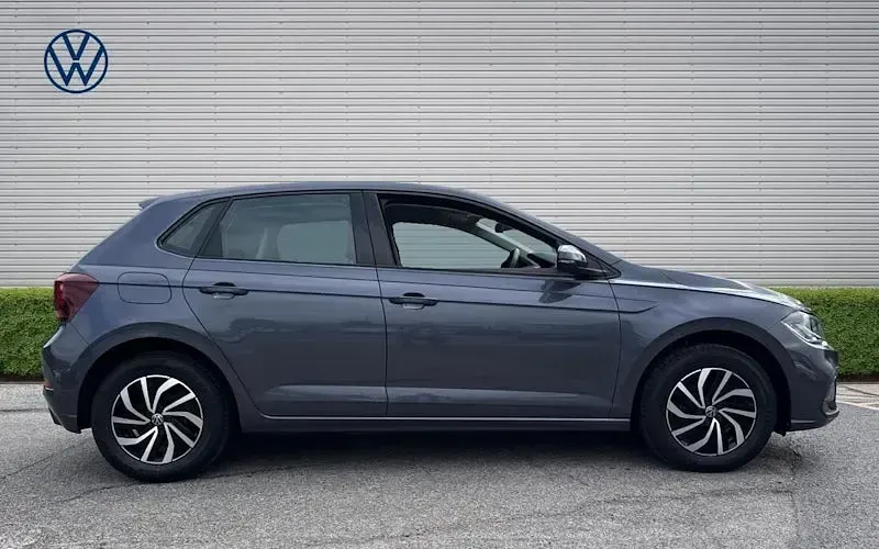 Used VW Polo Life 95 HP (69 kW) 2026 Hatchback