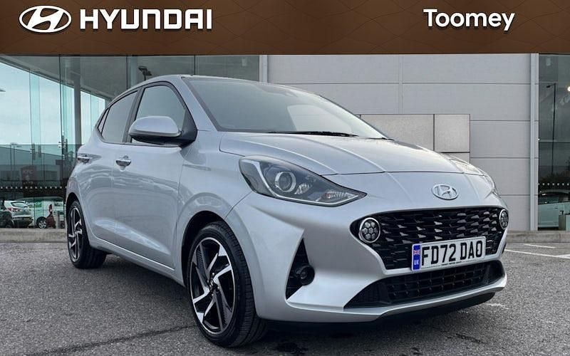 Used Hyundai i10 Premium 84 HP (61 kW) 2023 Hatchback