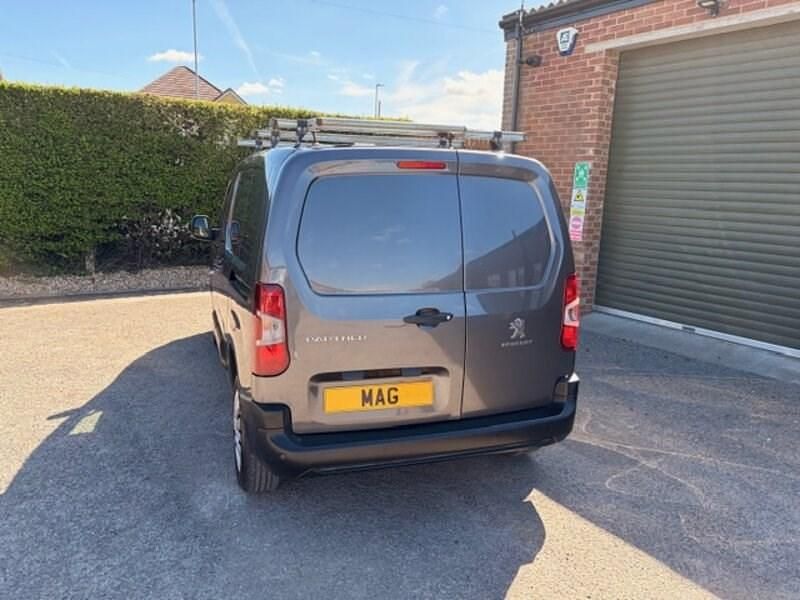 Used Peugeot Partner 2021 Grey MPV