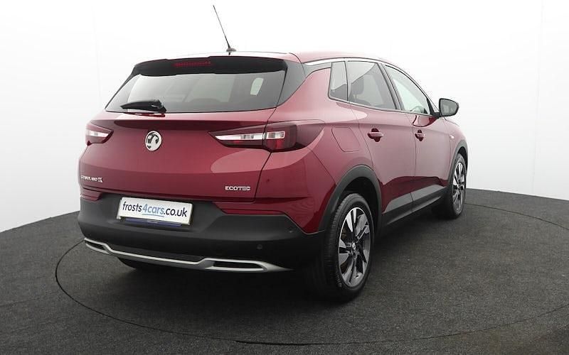 Used Vauxhall Grandland X 131 HP (96 kW) 2020 Red SUV