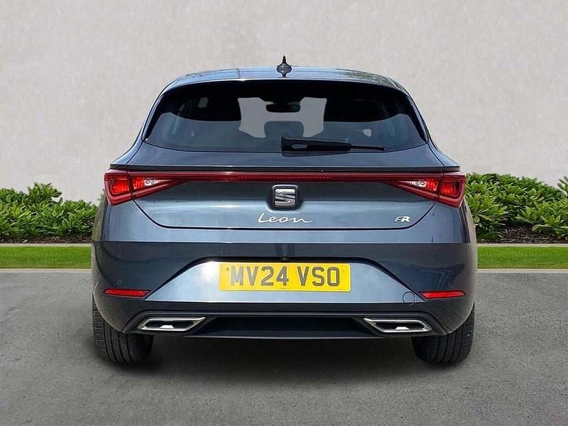Used Seat Leon FR 150 HP (110 kW) 2024 Grey Hatchback