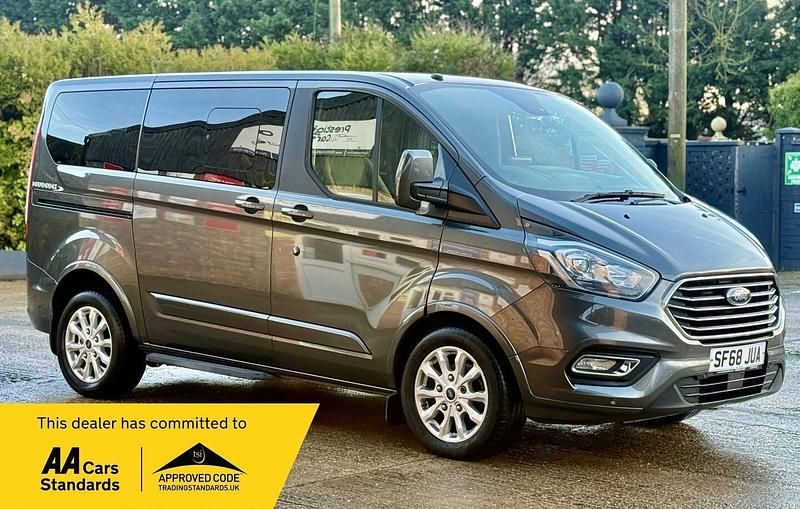 Used Ford Tourneo Custom Titanium 2018 Grey Van