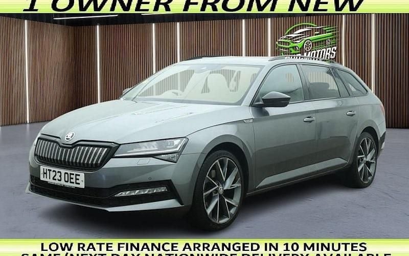 Used Skoda Superb SportlinePlus 218 HP (160 kW) 2023 Estate