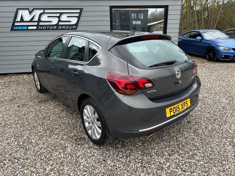 Used Vauxhall Astra Elite 165 HP (121 kW) 2015 Grey Hatchback