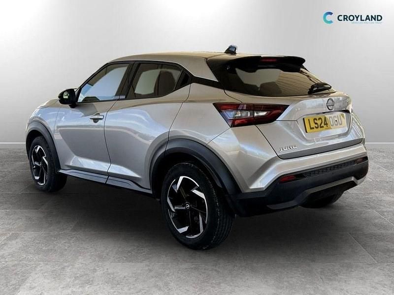 Used Nissan Juke N-Connecta 114 HP (83 kW) 2024 Silver SUV