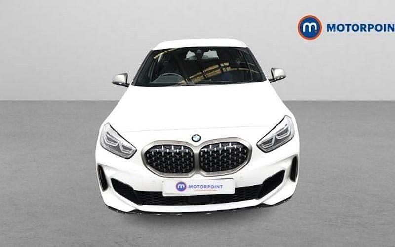 Usado BMW M135 306 HP (225 kW) 2024 Citadino