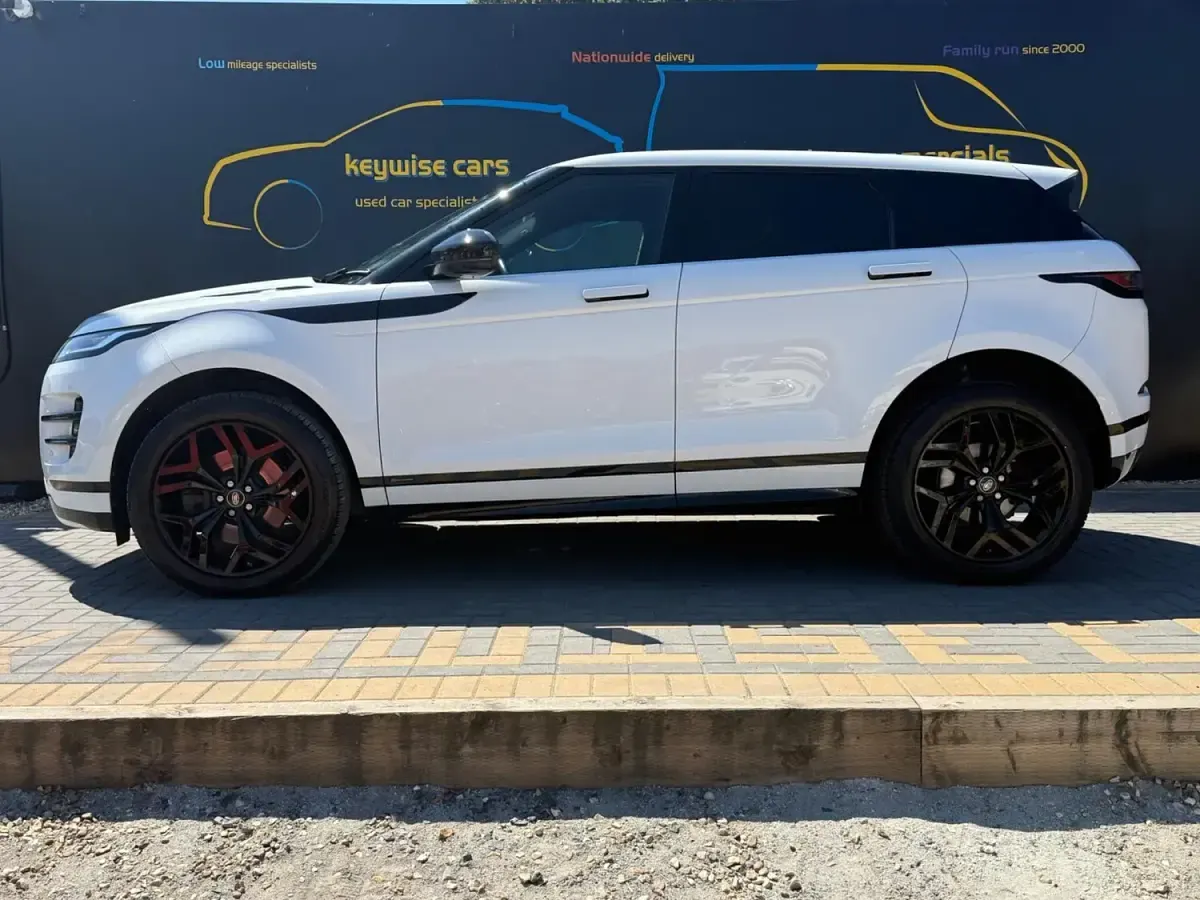 Used Land Rover Range Rover evoque R-Dynamic 2019 White SUV