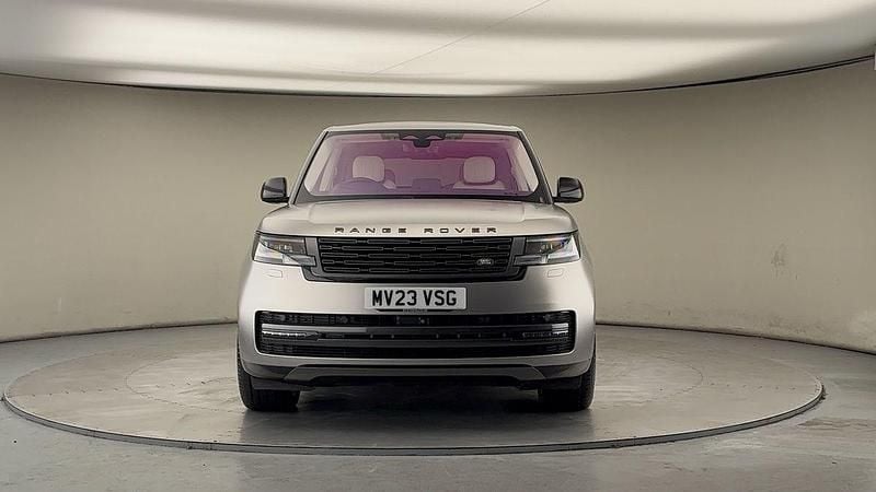 Used Land Rover Range Rover Autobiography 300 HP (220 kW) 2023 Silver SUV