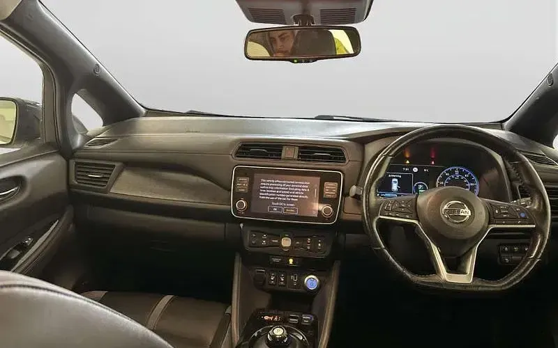 Używany Nissan Leaf Tekna 160 kW (218 KM) 2021 Hatchback