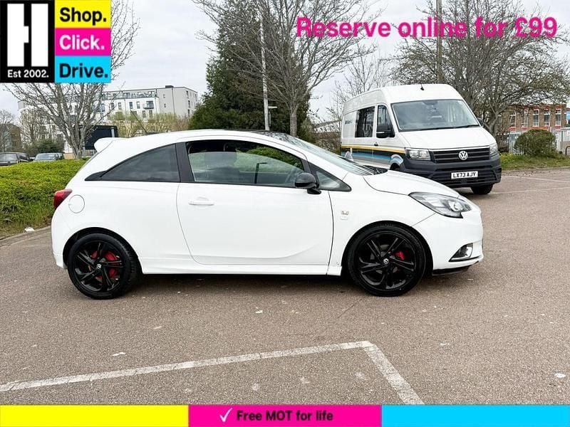 Used Vauxhall Corsa Edition 90 HP (66 kW) 2017 White Hatchback