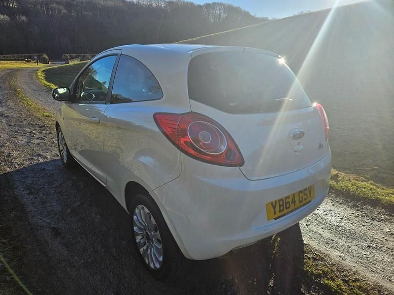 Used Ford Ka Zetec 2015 White Hatchback