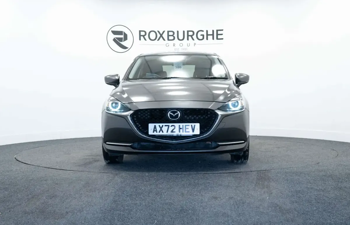 Usado Mazda 2 Inclusive 116 CV (85 kW) 2023 Gris Utilitario