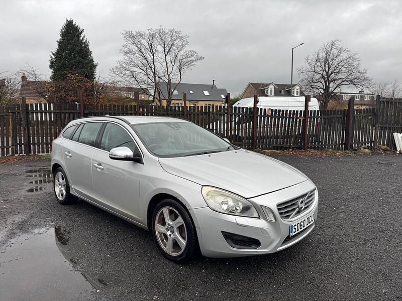 Silver Used 2010 Volvo V60 SE Estate | £3,495 (Fair price) - Image 1/4