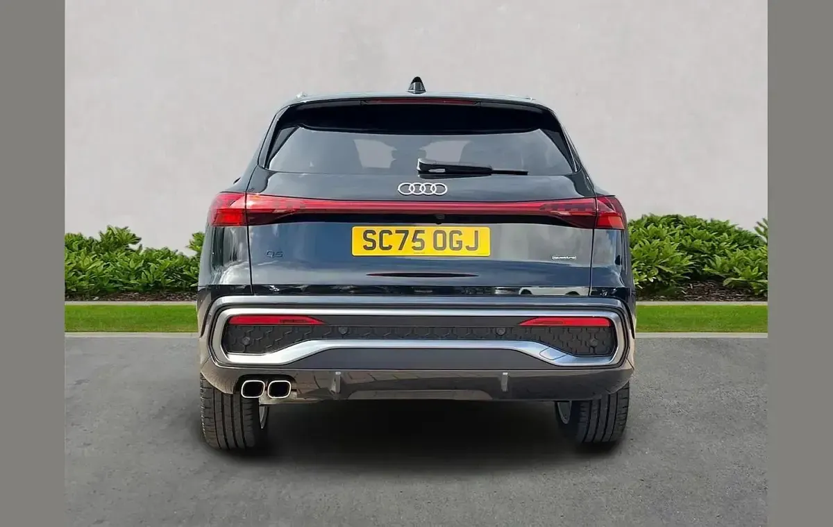 Used Audi Q5 S-Line 204 HP (150 kW) 2026 Black SUV