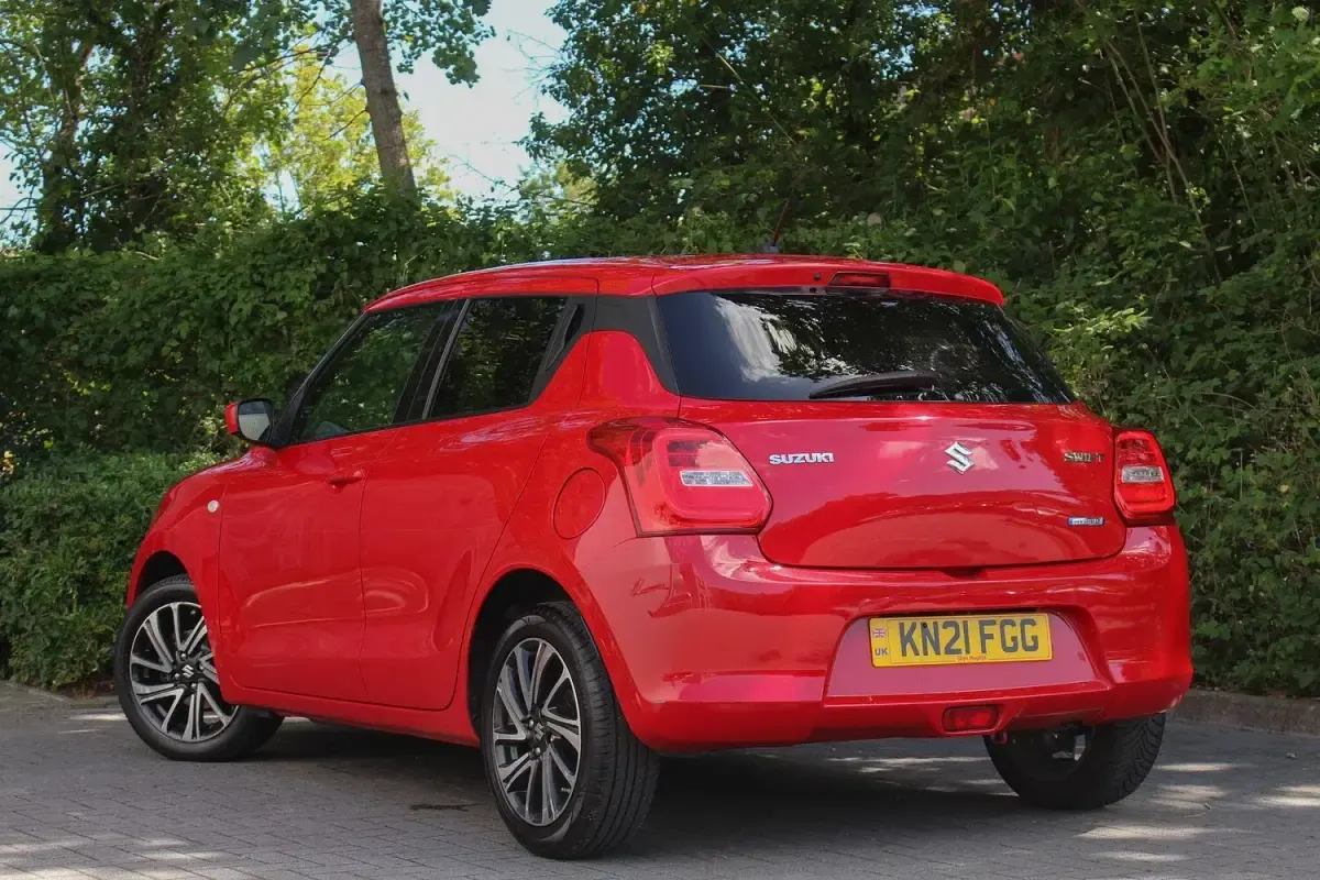 Used Suzuki Swift SZ-L 83 HP (61 kW) 2021 Red Hatchback