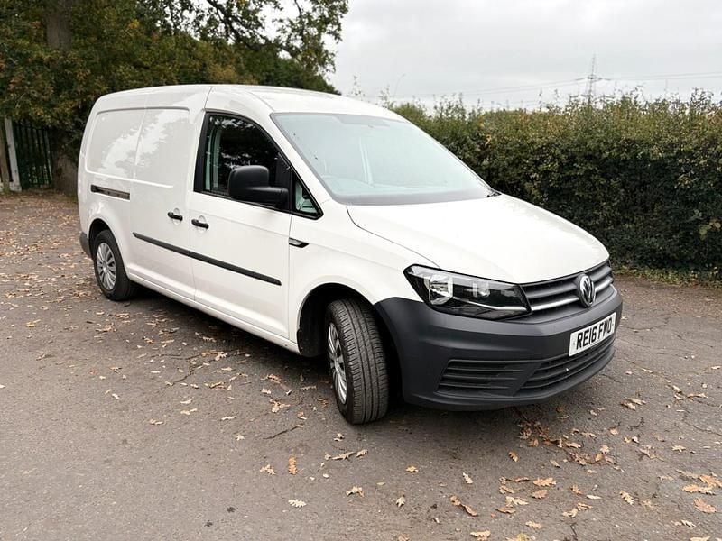 White Used 2016 VW Caddy Maxi Startline MPV | £6,495 (A bit pricey) - Image 1/4