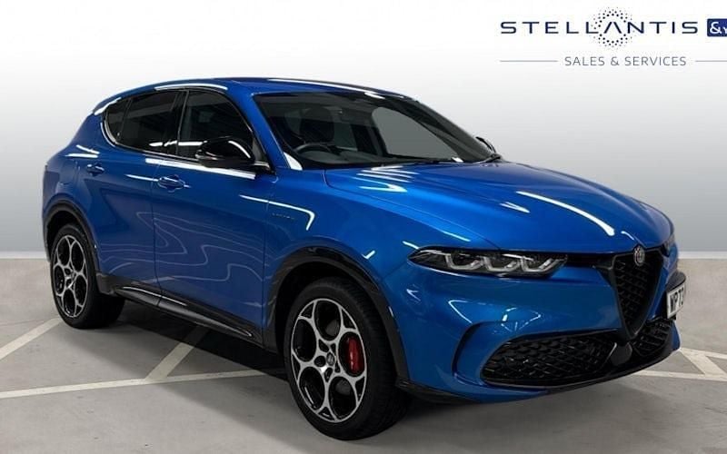 Used 2025 Alfa Romeo Tonale Veloce SUV | £26,541 (Super price) - Image 1/3