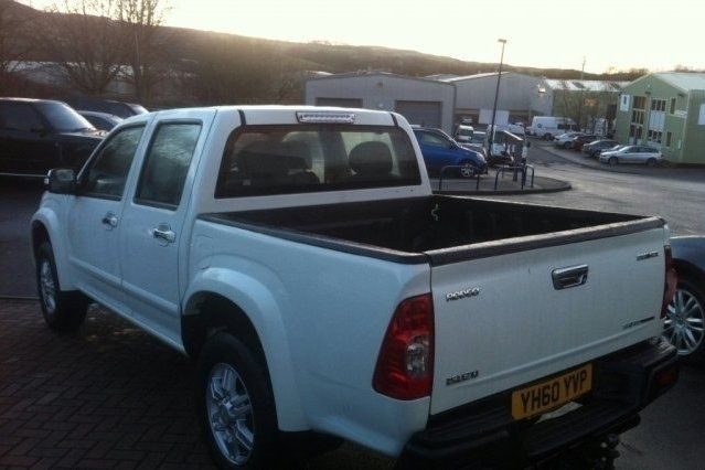 Used Isuzu Pick up 2010 Pickup