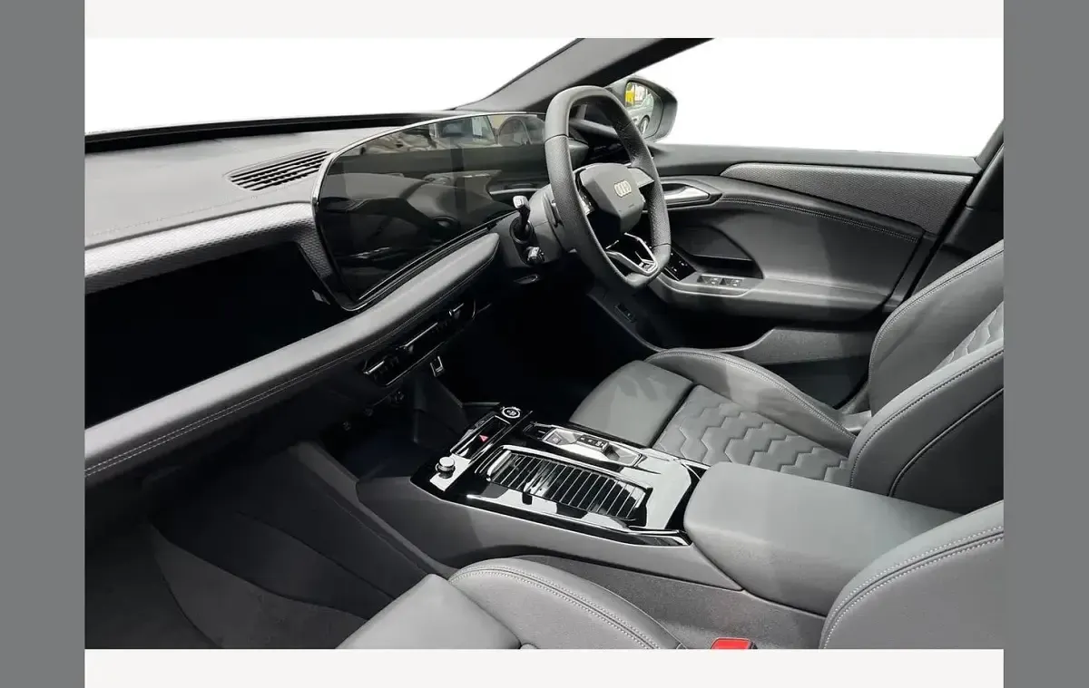New Audi A6 e-tron S-Line 269 kW (367 HP) 2025 Black Hatchback