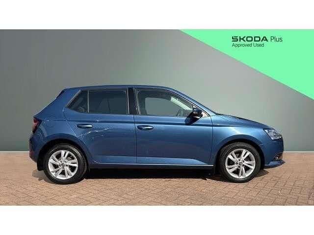 Used Skoda Fabia SE 95 HP (69 kW) 2021 Blue Hatchback