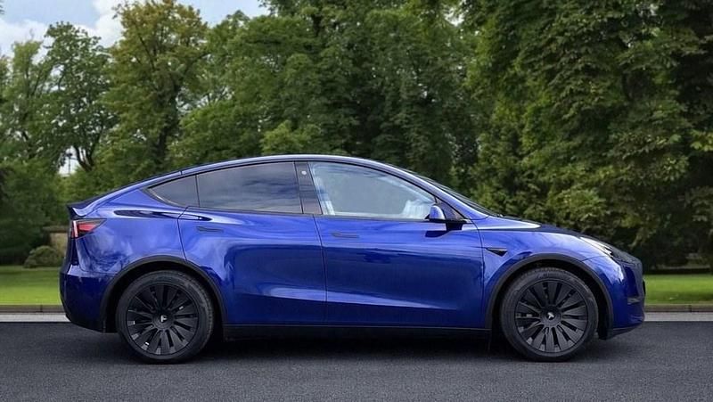 Used Tesla Model Y Long Range AWD 378 kW (514 HP) 2022 Blue SUV