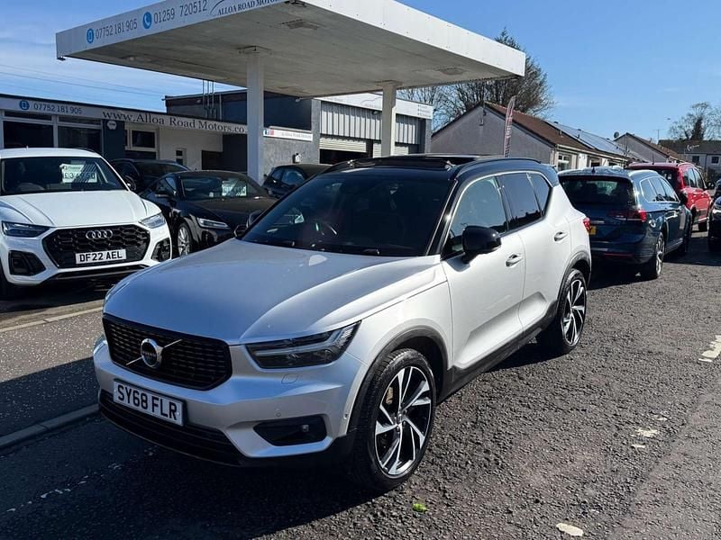 Used Volvo XC40 2018 Silver SUV