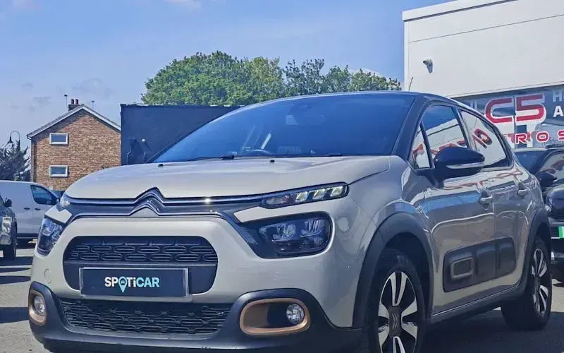 Usado Citroën C3 PureTech 83 HP (61 kW) 2023 Castanho Citadino