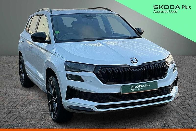 Used Skoda Karoq SportLine 110 HP (80 kW) 2023 Moon white metallic SUV