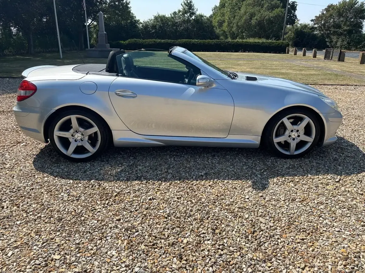 Used Mercedes SLK350 AMG 2004 Silver Cabriolet