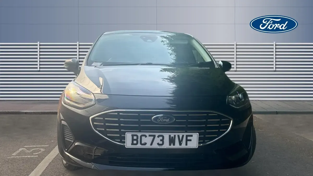 Used Ford Fiesta Titanium 100 HP (73 kW) 2024 Black Hatchback