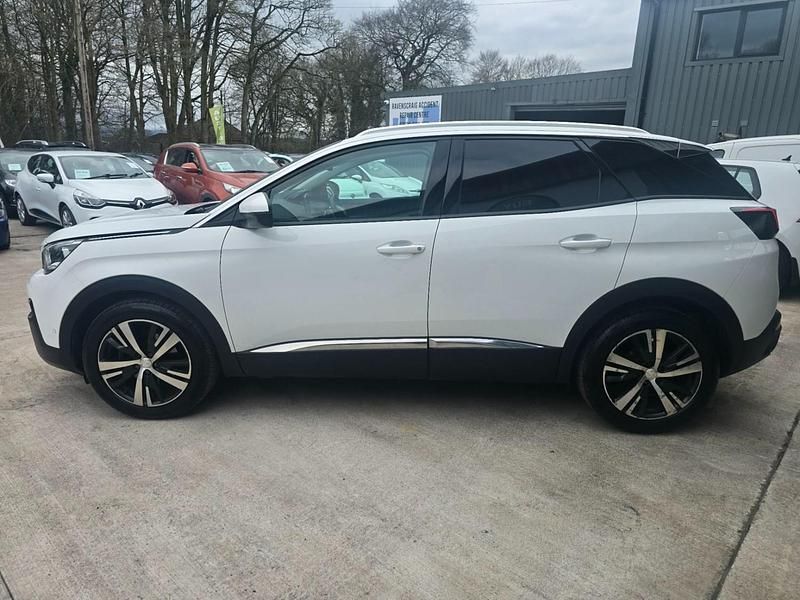 Used Peugeot 3008 Allure 130 HP (95 kW) 2018 White SUV