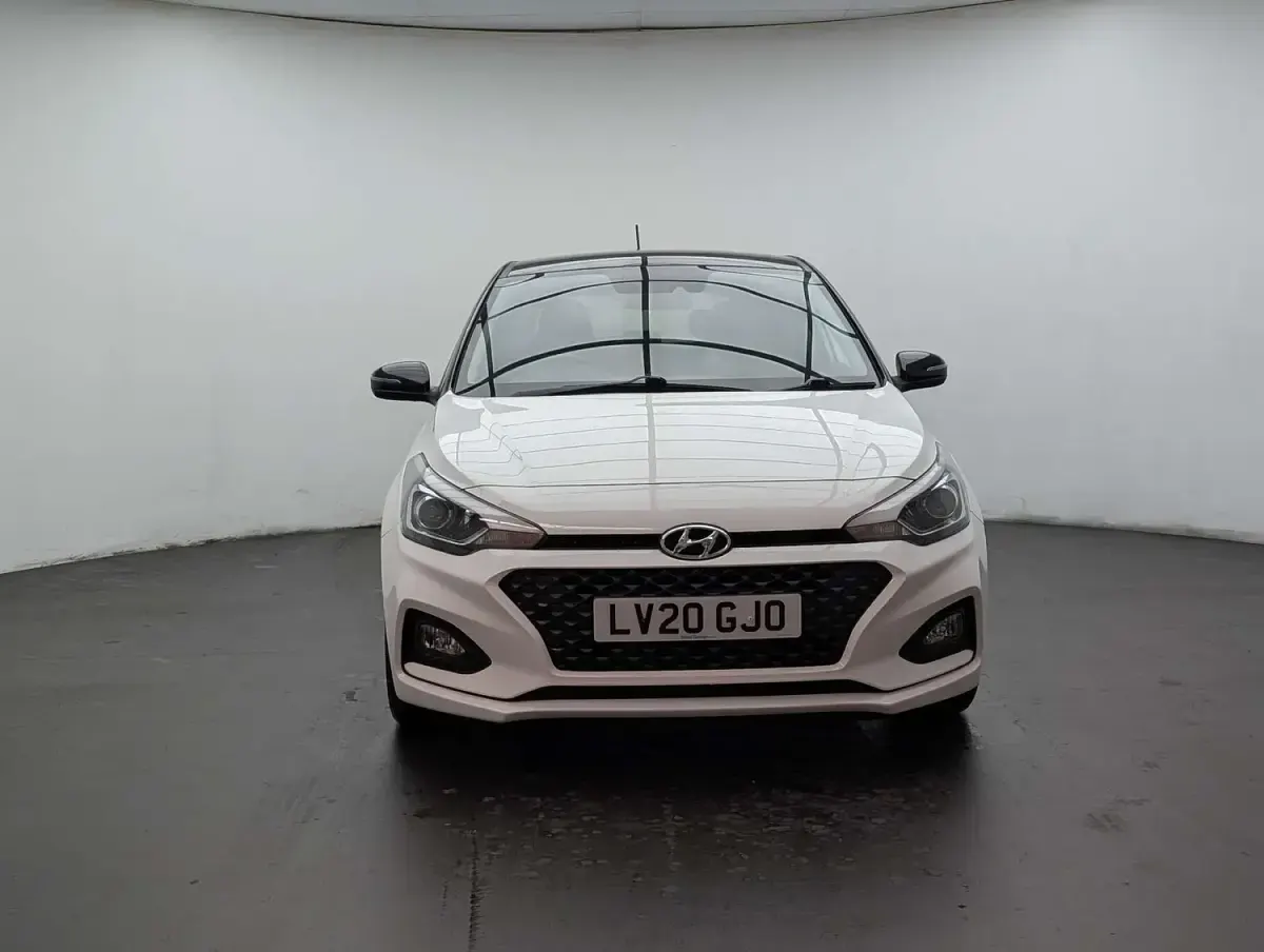 Used Hyundai i20 2020 White Hatchback