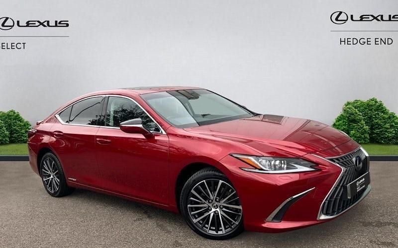 Used Lexus ES300H 218 HP (160 kW) 2021 Red Sedan