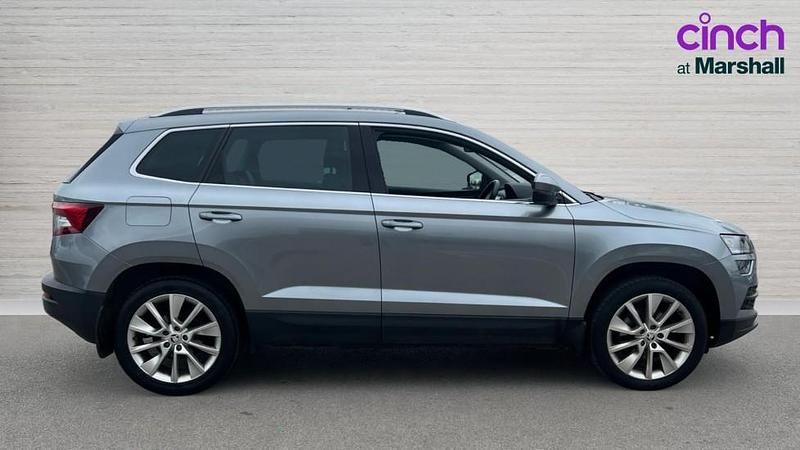 Usado Skoda Karoq SE L 150 HP (110 kW) 2019 Cinzento SUV
