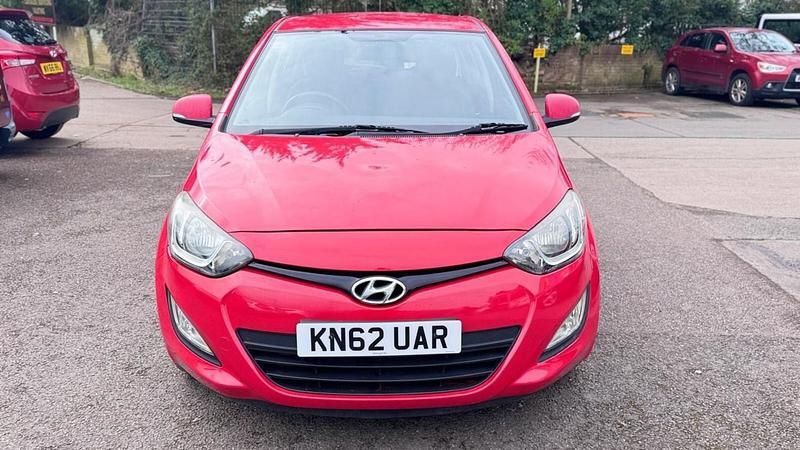 Używany Hyundai i20 Active 2012 Czerwony Hatchback
